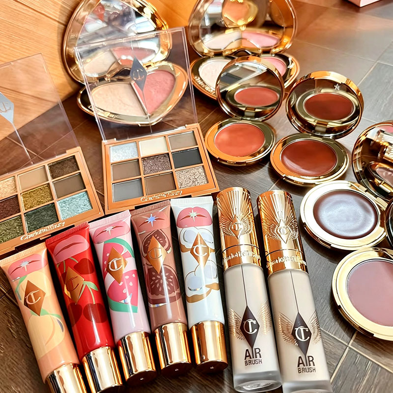 Luxury Skincare Set - مستحضرات تجميل فاخرة من ماركة CT،